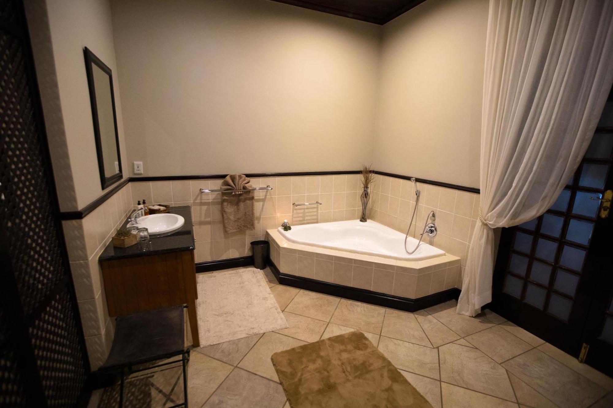 Swartberg Private Game Lodge Oudtshoorn Εξωτερικό φωτογραφία